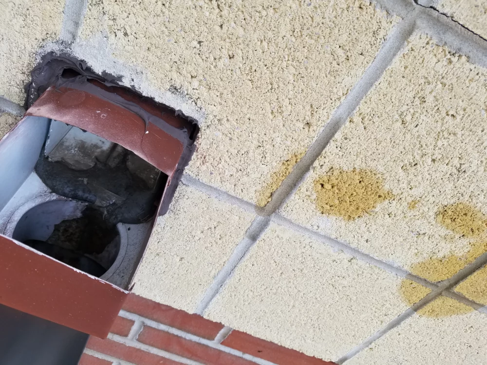 roof leaks in heavy rain